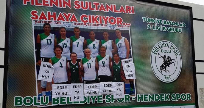 kadin-voleyboycularin-afisini-edep-ya-hu-yazisi-ile-sansurledilerc8de27a1f39f151a3e07.jpg