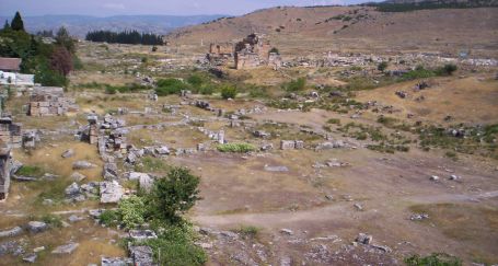 Pamukkale’nin gözükmeyen yüzü:Hierapolis