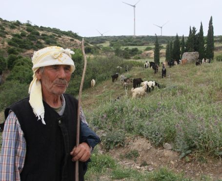 Çeşme’de bilmediğimiz bir savaş mı var?