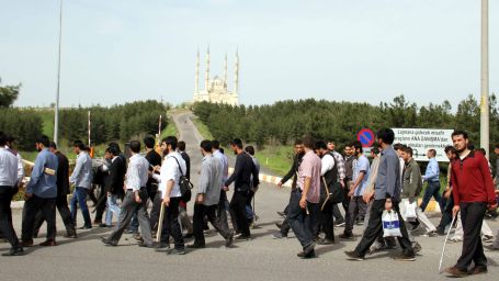 Dicle Üniversitesi’nde öğrencilere saldırı