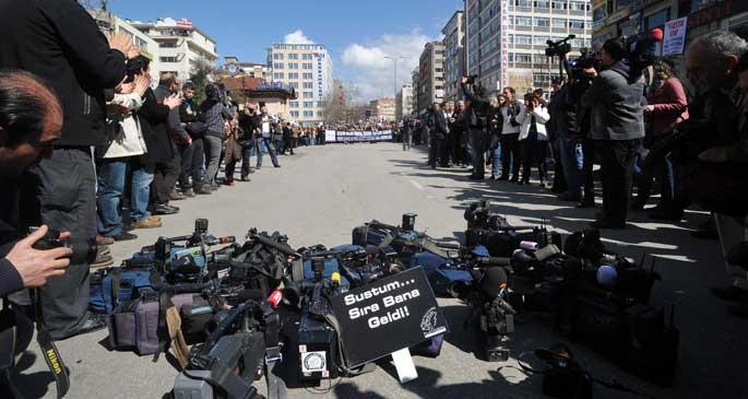 6 ayda 304 gazeteci işsiz kaldı