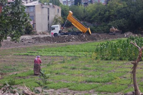 Yedikule Bostanlarını koruyanlara tehdit!