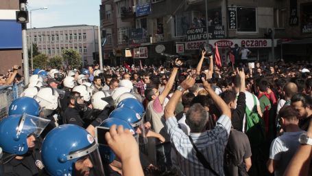 Balıkesir'de eylemlerin 2.günü: 44 gözaltı