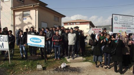 İnsanca yaşam için direniş büyüyor