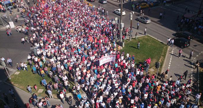 İzmir’de taşerona işçi öfkesi