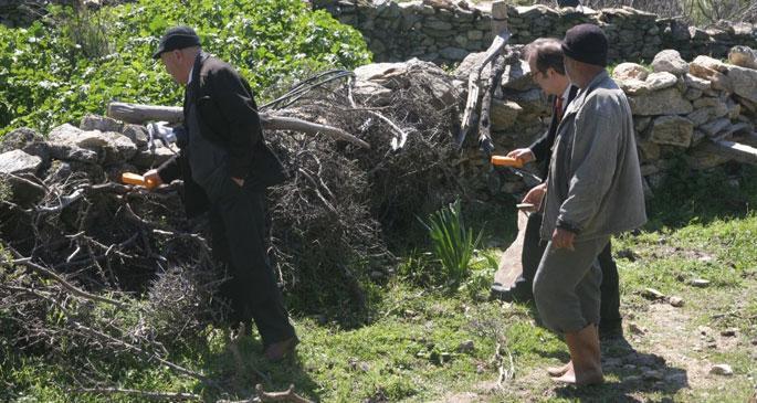 ‘Kanser Köy’ Meclise taşındı