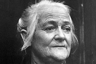 Clara Zetkin: Tüm kadınlar için var olan bir kadın