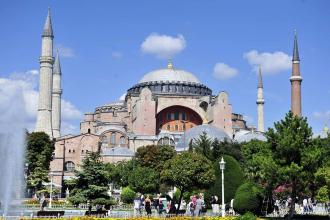 Said Nursî’den günümüze bir siyaset kartı olarak Ayasofya