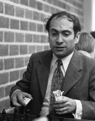 Mikhail Tal: Satranç dünyasının büyücüsü