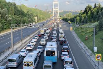 İstanbul trafiğinin akış hızı 3.7 km yavaşladı