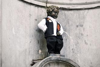 Manneken Pis (İşeyen Çocuk) heykeli nerede, ne zaman yapıldı, nasıl sembol oldu?