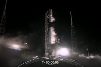 SpaceX, Starlink ağı için 60 internet uydusunu daha uzaya fırlattı