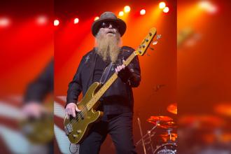 ZZ TOP’ın basçısı Dusty Hill yaşamını yitirdi