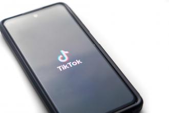 AB Komisyonu, çalışanlarına TikTok kullanmayı yasakladı