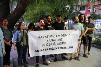 Hatay'da müzisyenlerden meslektaşlarına yönelik saldırılara tepki