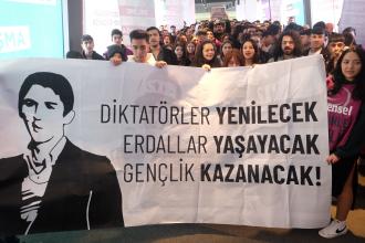 Emek Gençliği: Diktatörler yenilecek, Erdallar yaşayacak, sosyalizm kazanacak