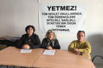 Ekmek ve Gül Torbalı Grubu okullarda 1 öğün ücretsiz yemek için imza topladı