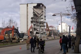 Vali, Pazarcık’taki arama kurtarma çalışmasının tamamlandığını söyledi