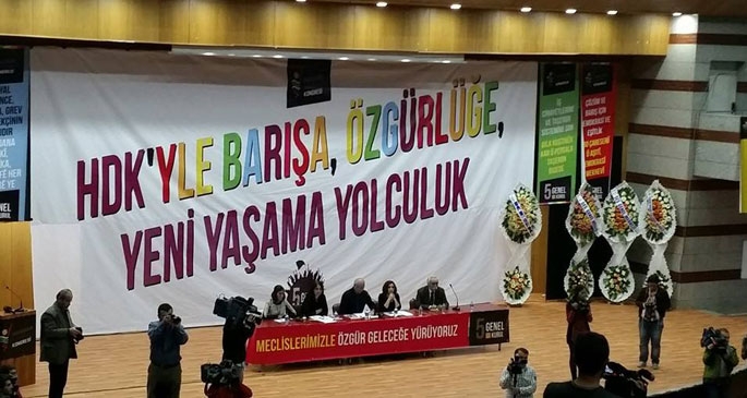 Ankara Üniversitesi'nde afiş asmak yasak