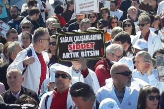 Gaziemir Devlet Hastanesinde doktora saldırı