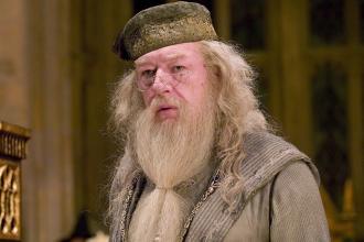 Harry Potter serisinin Dumbledore'u Michael Gambon hayatını kaybetti