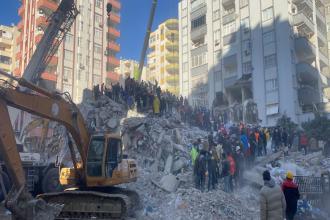 Adana'da Kubilay Apartmanı davası bilirkişi raporunun beklenmesi için ertelendi