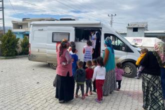 Depremin birinci yılında halk sağlığı tehditleri sürüyor