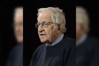 Noam Chomsky’nin durumu iyiye gidiyor