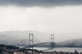 İstanbul için akşam saatlerinde kuvvetli yağış ve fırtına uyarısı