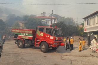 Soma'da yangın : 2 mahalle tahliye edildi