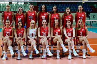 A Milli Kadın Voleybol Takımı kaptanı Erdem: Herkesin aklında, hayalinde madalya var