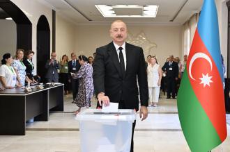 Azerbaycan: Katılım yüzde 37’de kaldı, Aliyev’in partisi birinci oldu