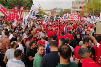 DİSK üyesi işçiler Gebze'de seslendi: İnsanca yaşamak istiyoruz!