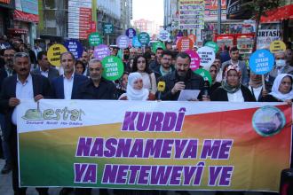 Kürtçeye operasyon Van ve Mardin’de protesto edildi: Dilimizle, kimliğimizle varız