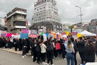 Zonguldak'ta kadınlar cinayetlere “dur” dedi: Birlikte mücadele etmeliyiz