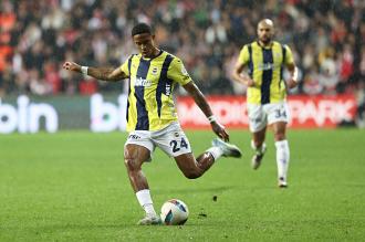 Fenerbahçe’de Oosterwolde en az 5 ay sahalardan uzak