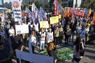 Adana'da "katliam yasası" protesto edildi: AYM iptal edene kadar mücadele edeceğiz