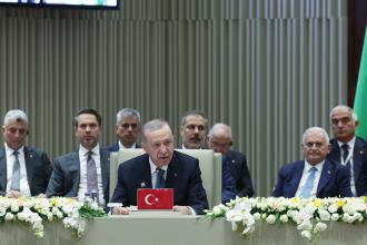 Erdoğan, Azerbaycan'dan ayrıldı