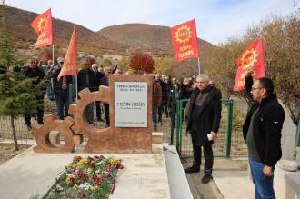 EMEP MYK Üyesi Metin İlgün mezarı başında anıldı: "Bıraktığı yerden devam ediyoruz"