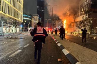 Tel Aviv yakınlarına füze saldırısı: Biri ağır 5 yaralı