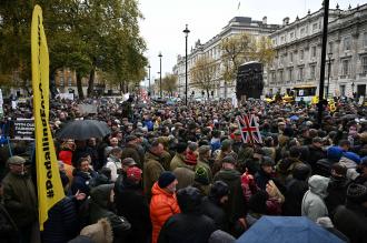 Büyük çiftlik sahiplerinin Londra yürüyüşü