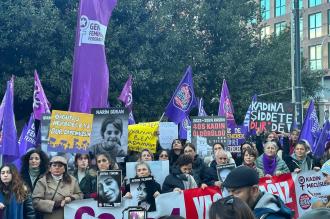 Kadın örgütleri Kadıköy'den seslendi: 6284'ü  uygula