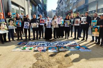 Kayıp yakınları ve insan hakları savunucuları 3 kentte Tahir Elçi için adalet istedi