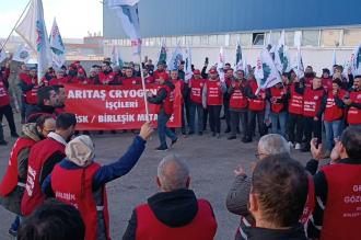 Evrensel'in manşeti | Acımasız düzene çomak