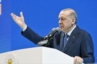 Erdoğan'dan asgari ücret açıklaması: Çatlasanız da patlasanız da biz adımlarımızı hesaplayarak atarız