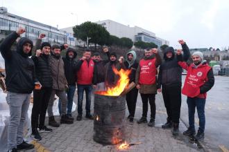 Metal işçileri yeni yılı grevle karşılıyor: ‘Bu saatten sonra MESS bize gelecek’