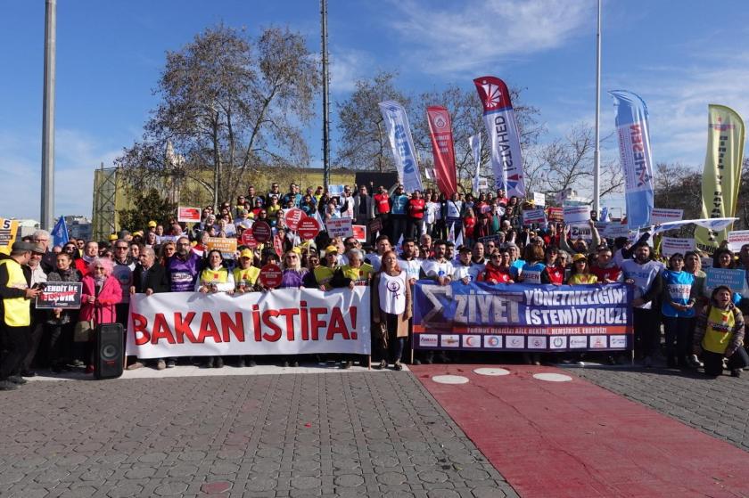 Aile hekimliği yönetmeliğinde yeni düzenlemeye tepki: Sorun çözmez, kriz yaratır