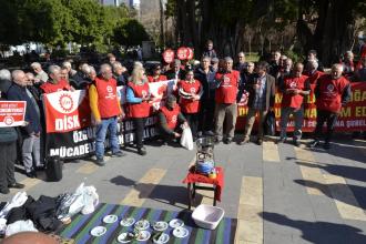 Emeklilerden sefalet zammına tepki: TÜİK rakamları kirli ve yalan, açlık, yoksulluk, sefalet gerçek