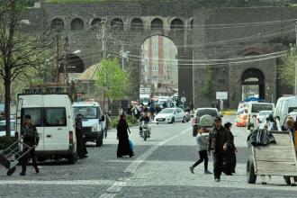 Barışa çağrı mı, tasfiyeye davet mi?