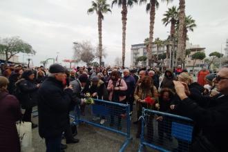 Dikili limanında tanker çarpması sonucu hayatını kaybeden kadınlar anıldı